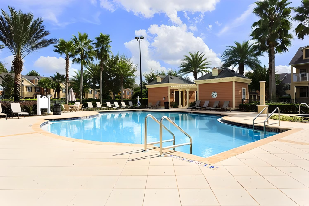 Carriage-Pointe Pool Reunion Resort Florida 